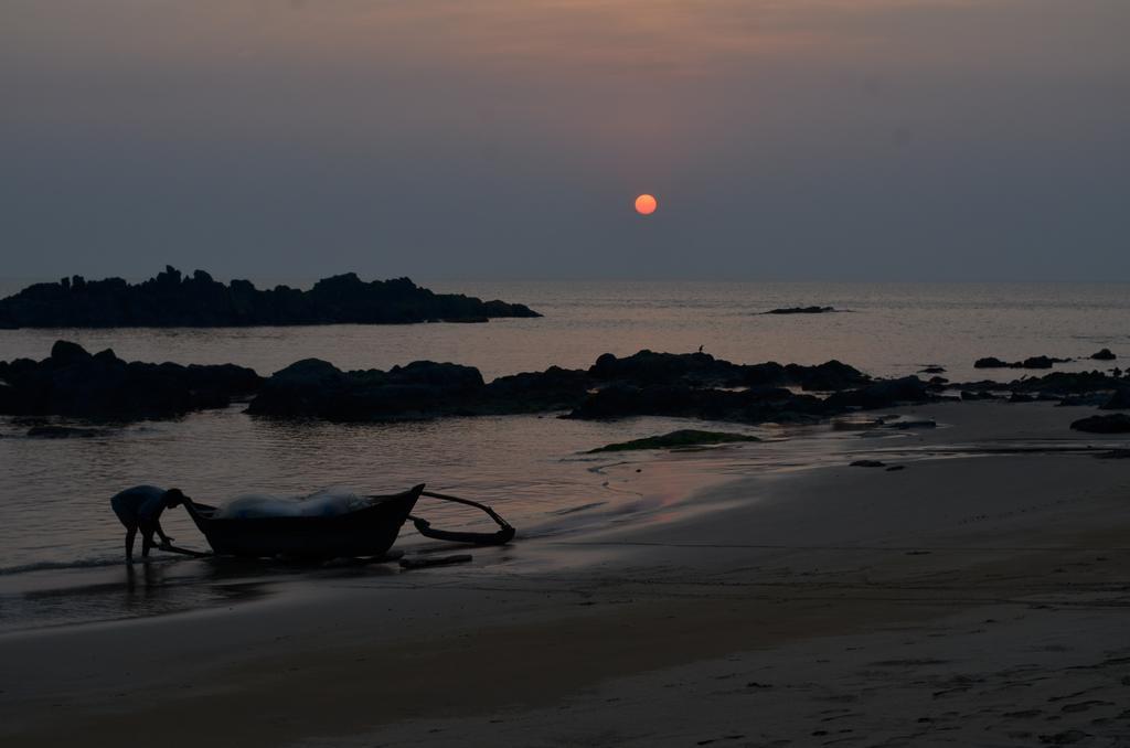 Cola Beach Sunset Bay エクステリア 写真